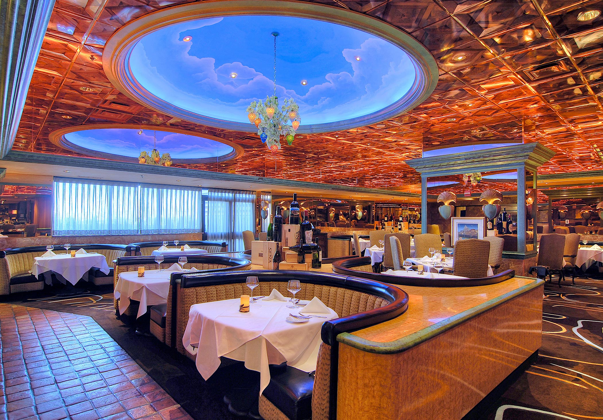 Atlantis Dining